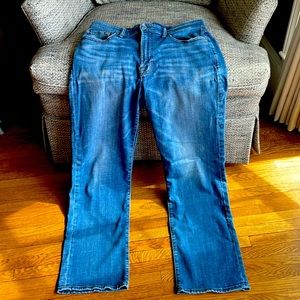 Lucky Brand 181 Relaxed Straight jeans.